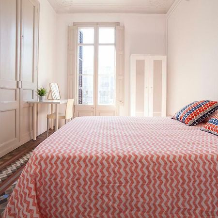 B21-Apartamento Modernista Para Grupos Barcelona Exteriör bild