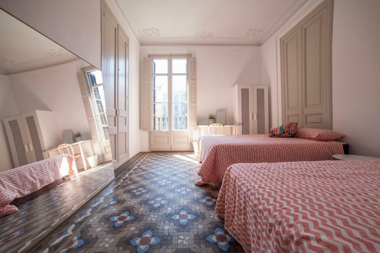 B21-Apartamento Modernista Para Grupos Barcelona Exteriör bild
